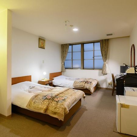 Tabist Business Ryokan Hotel Yukimiso Toyama Exteriör bild